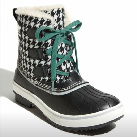 sorel houndstooth boots
